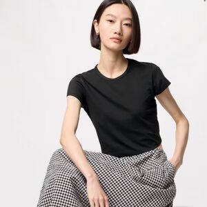 Uniqlo AIRism Soft Cropped T-Shirt NWT